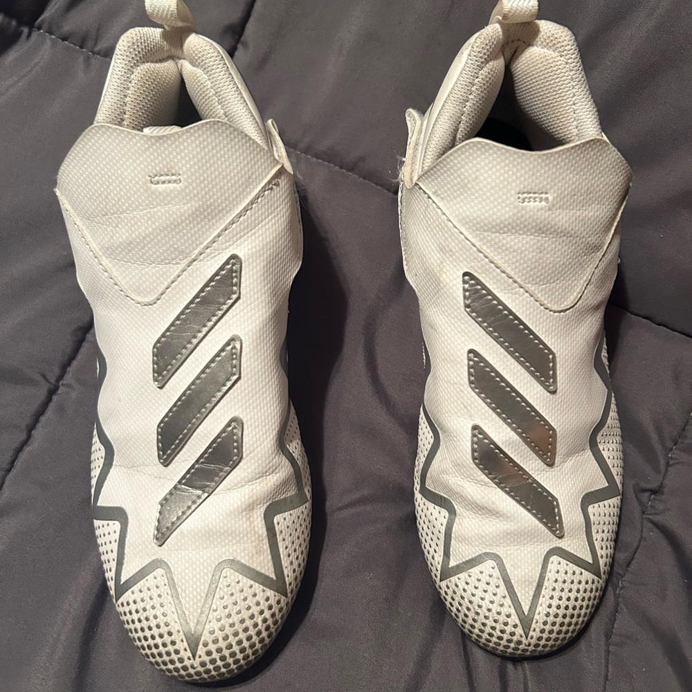 Boys size 4 Nike cleats.  These were only used on turf field